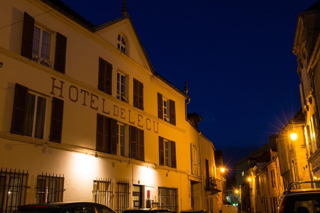 Hotel L' Ecu モンバール エクステリア 写真